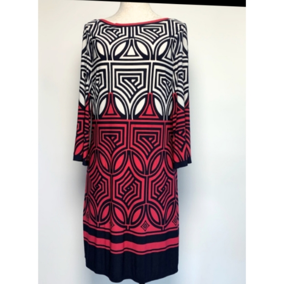 Eliza J Shift Dress Geometric Print in Navy over White & Fuschia  size 8 - Picture 3 of 12